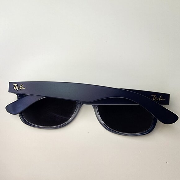Ray Ban New Wayfarer (RB 2132) Blue Sun Glasses Size 52-18-145 - Picture 8 of 9